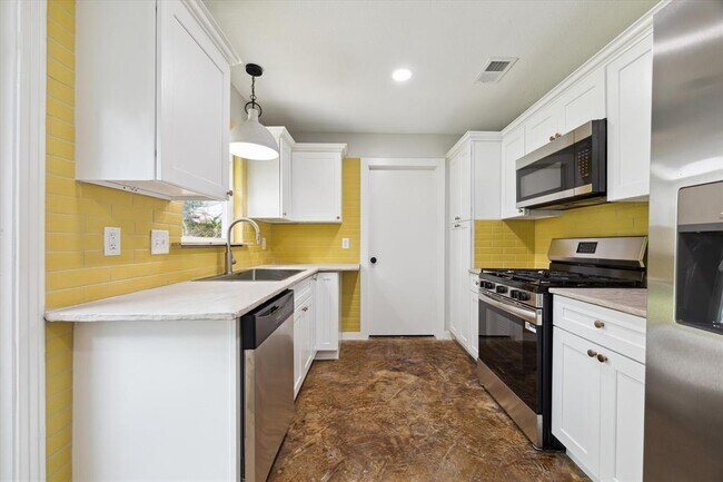 Foto del edificio - 522 Barkley St
