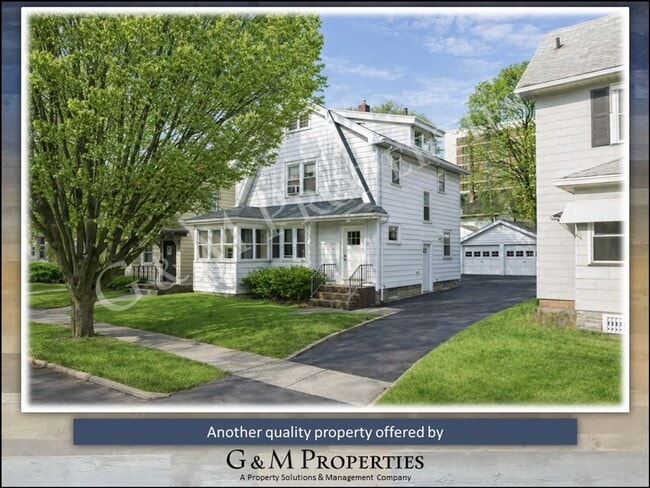 Building Photo - 3-4 Bedroom Rental Home - Walk to Strong Hospital!