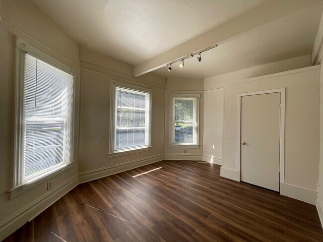 Foto del edificio - Boise Home with Large Basement, Yard, New ...