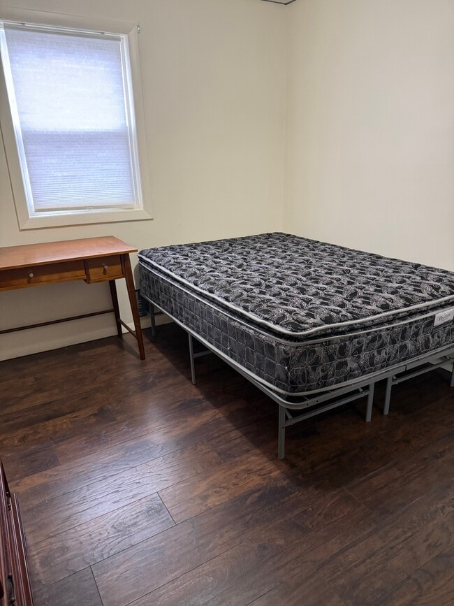 Bedroom 1 - 101 Market St