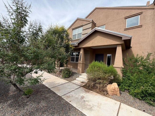 Building Photo - 3 Bedroom New Build Town Home in Mesa Del Sol Near Netflix Studios!