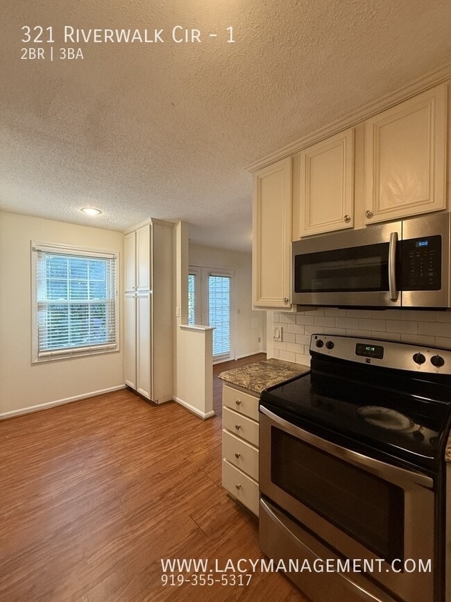 Building Photo - 321 Riverwalk Cir
