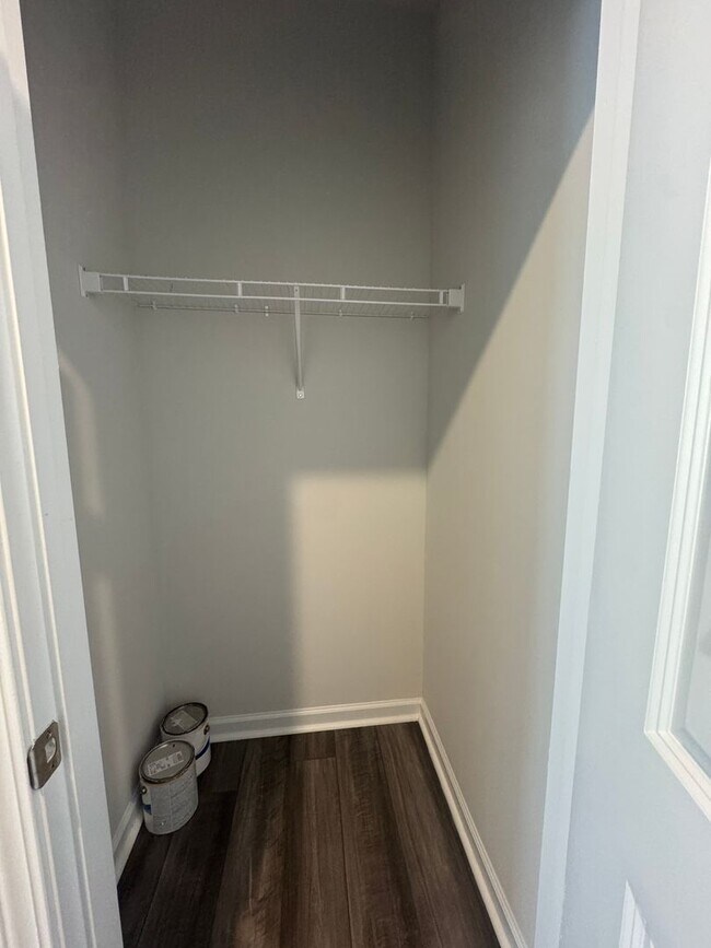 Foto del edificio - Beautiful & Spacious Home for Rent