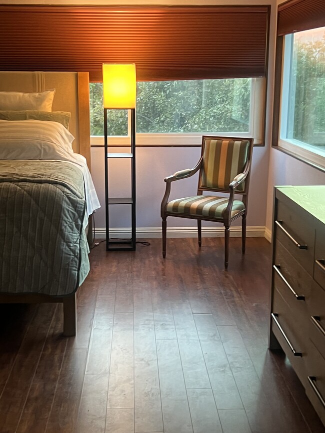 Building Photo - 22209 Tioga Pl