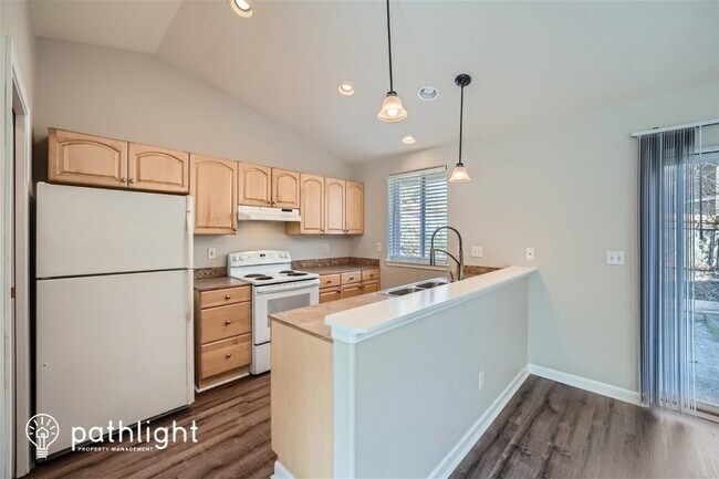Building Photo - 2036 South Kent Des Moines Road, Des Moine...