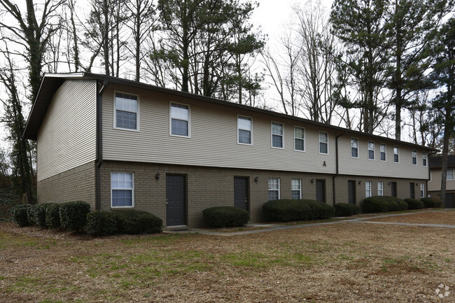 Building Photo - Highland Village Apartments