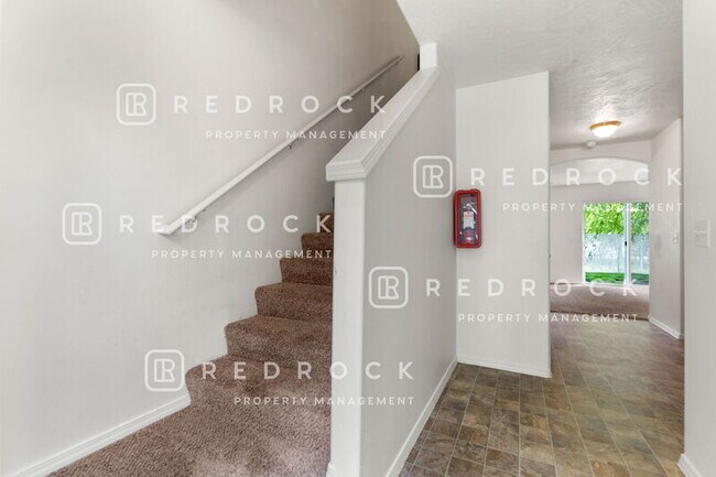Building Photo - 4844 N Orchid Ln