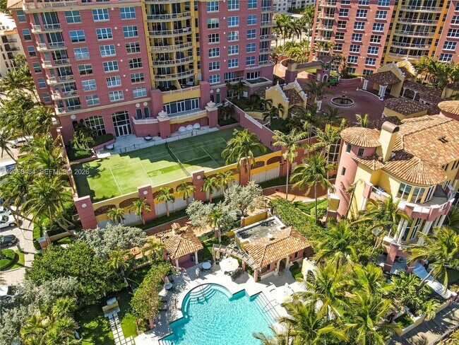Building Photo - 2110 N Ocean Blvd