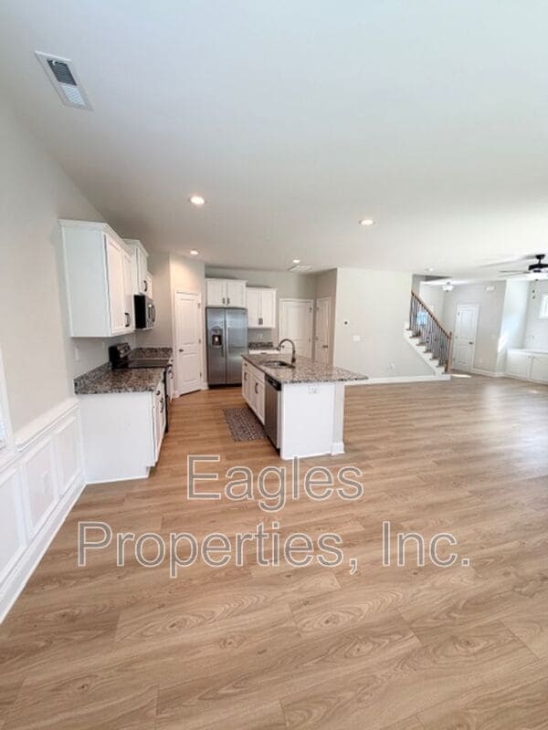 Building Photo - 386 Jackson Pond Dr