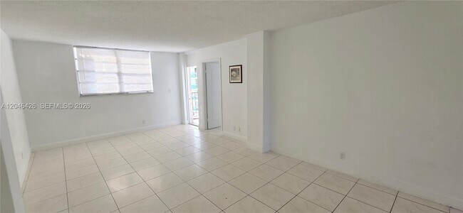 Building Photo - 2903 NE 163rd St