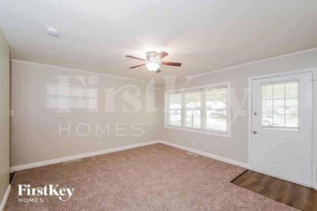 Building Photo - 4931 Karen Dr