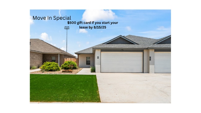 Building Photo - MOVE IN SPECIAL: $500 GC if lease starts b...