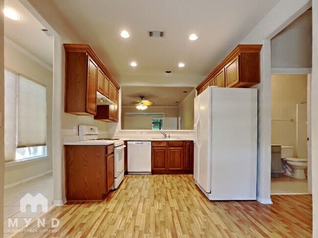 Foto del edificio - 115 Ranier Ln