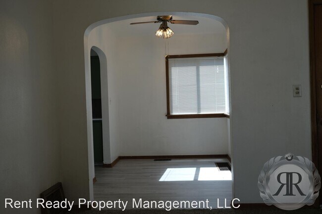 Building Photo - 1 br, 1 bath House - 233 N 36th Ave