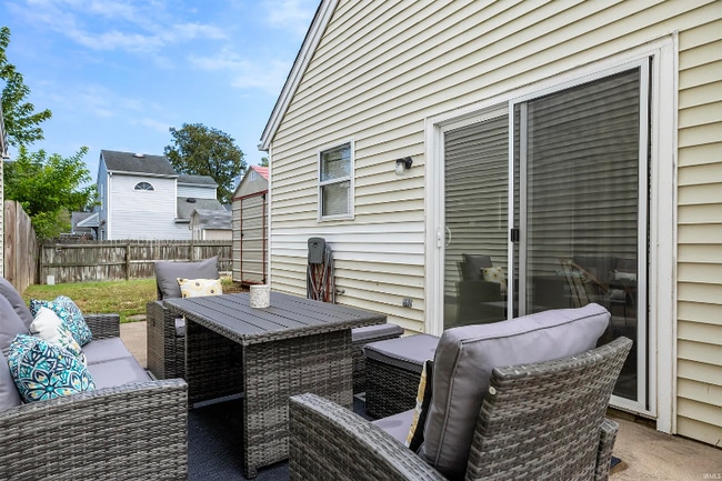 Foto del edificio - 5928 Crossfield Dr