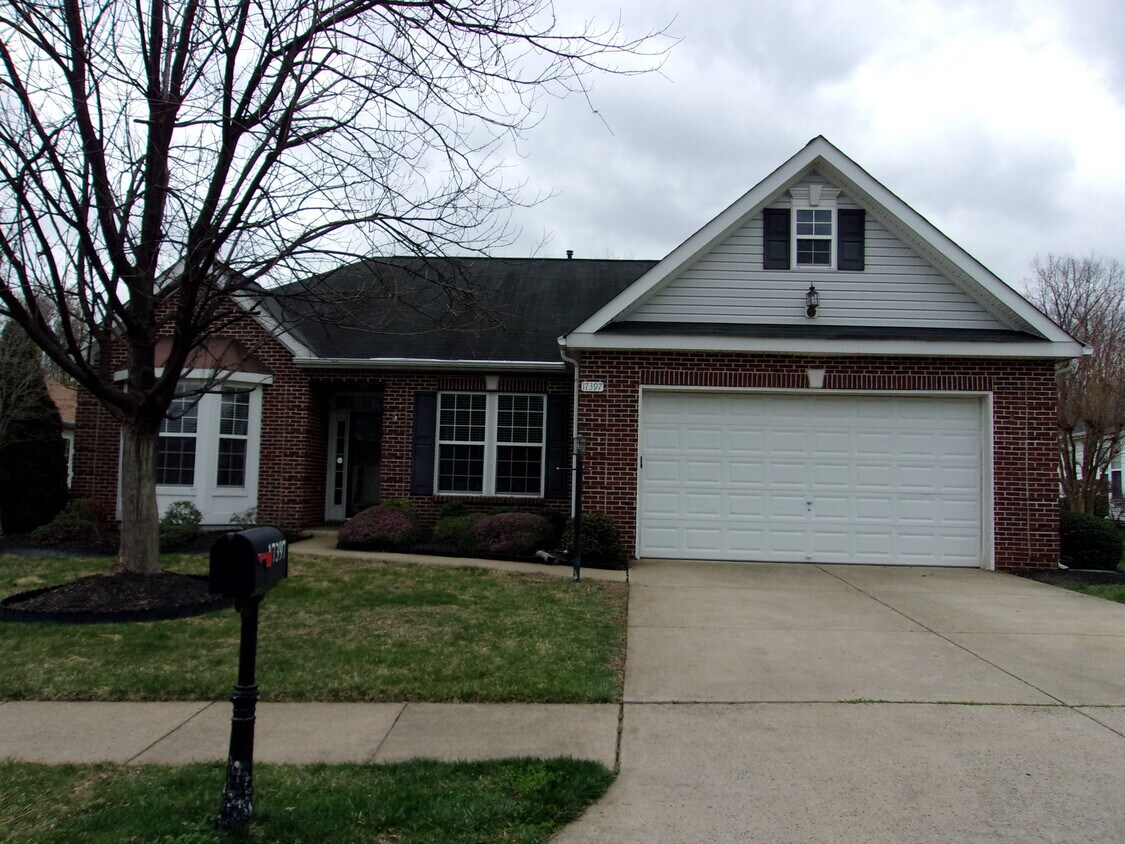 Primary Photo - 17397 Four Seasons Dr