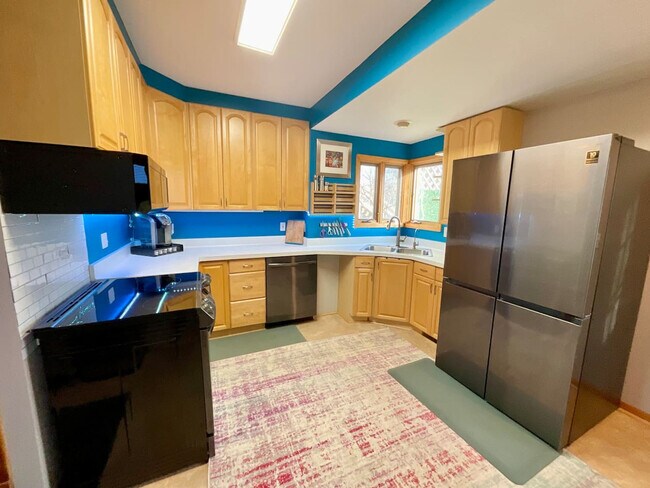 Foto del edificio - 1391 Thomas Ave W