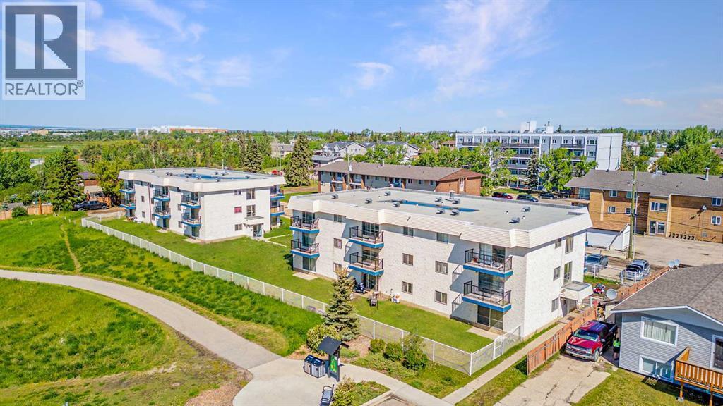 Photo principale - 10222-105 105 Ave