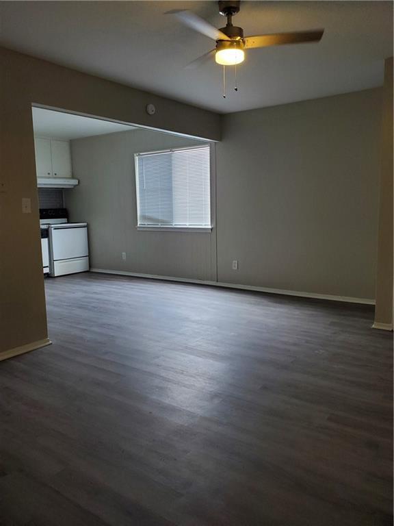 Foto del edificio - 1053 Linde Ave