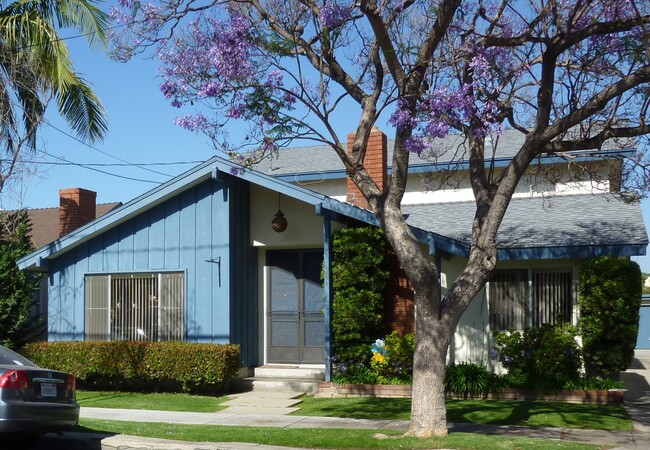 Building Photo - 660 Stanley Ave