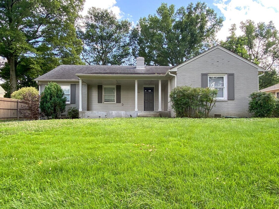 Primary Photo - Nicely updated home in High Point Terrace