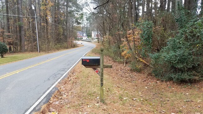 Foto del edificio - Charming 3 bedroom home in Acworth