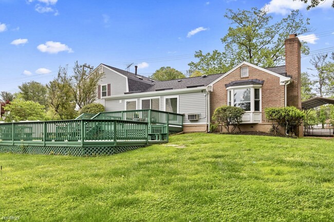 Building Photo - 4 br, 2.5 bath House - 14530 Dufief Mill Rd