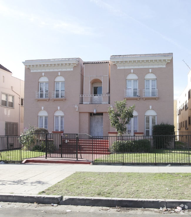 Building Photo - 211 S Berendo St