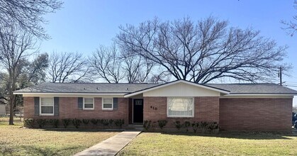 Building Photo - 410 Santa Fe Dr