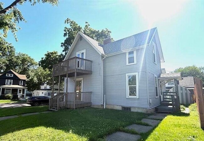 Foto del edificio - 425 S Prairie Ave