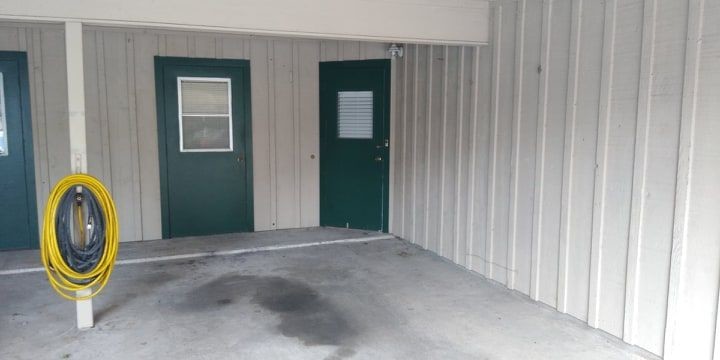 Building Photo - 1/1 in Groves PNGISD