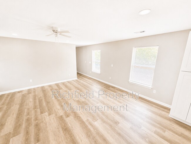 Foto del edificio - 2511 Columbia Ave