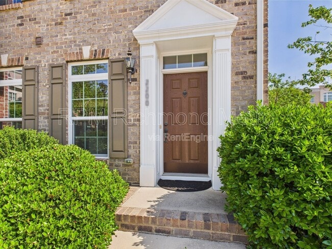 Building Photo - 2200 Liesfeld Parkway