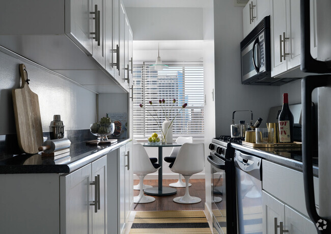 Interior Photo - Rittenhouse Claridge