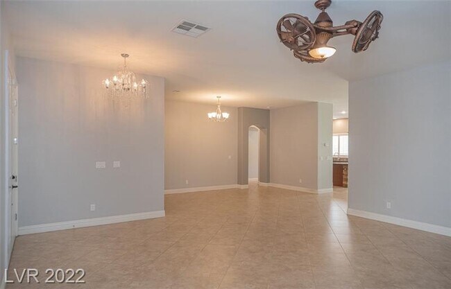 Building Photo - 4935 Moncada Way