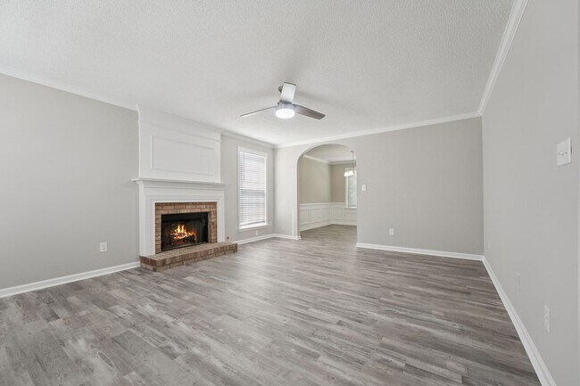 Building Photo - Stunning 4BD, 2.5BA Durham Home in a Prime...
