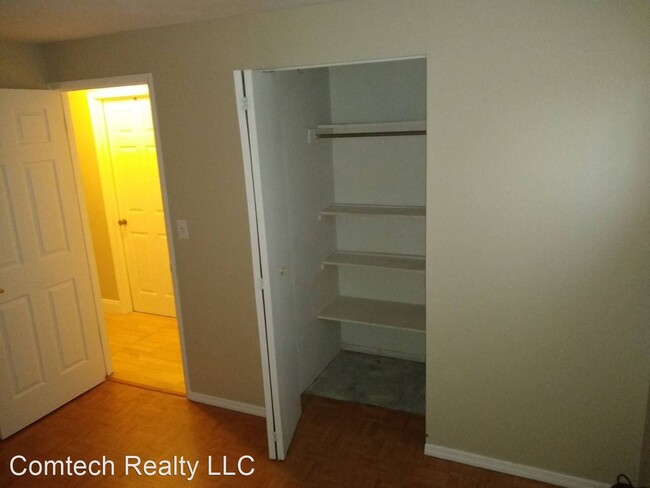 Foto del edificio - 4 br, 2 bath House - 5224 Powell Road