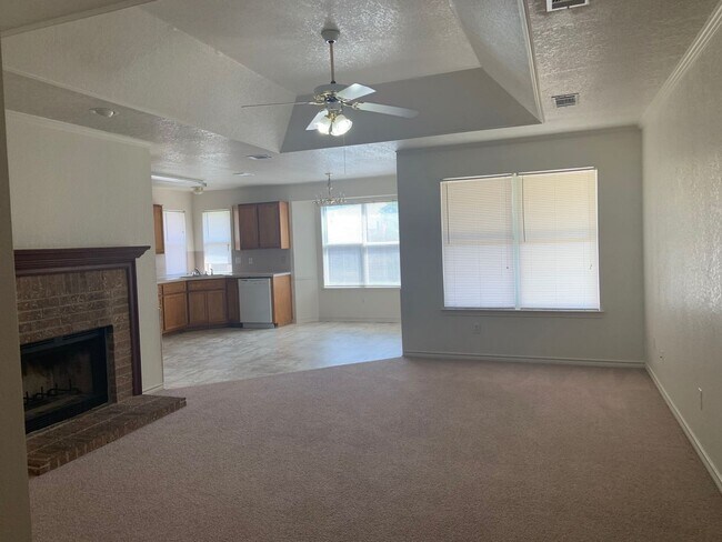 Foto del edificio - 4611 Chantz Dr. - Call LONGHORN PROPERTIES...