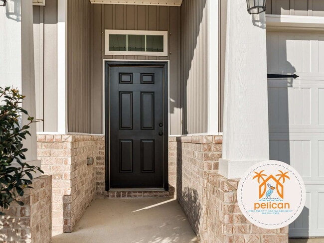 Building Photo - Move-In Ready Home in a Desirable Community