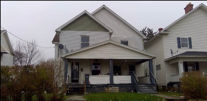 Building Photo - 508/510 Oak - Duplex