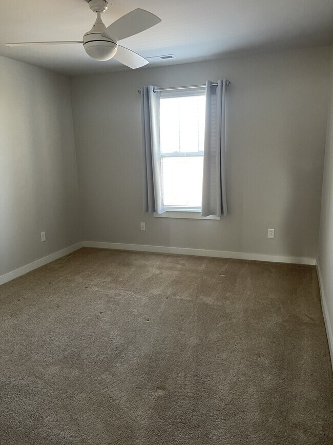 Foto del edificio - 4224 Aragorn Way