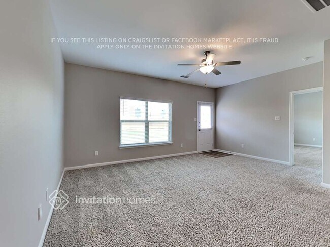 Building Photo - 3127 Angus Dr