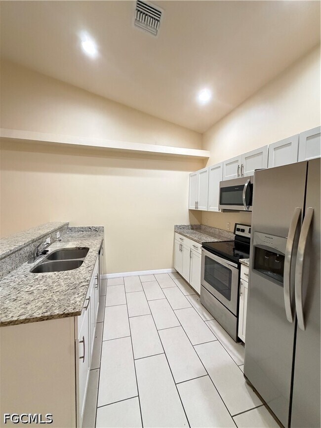 Foto del edificio - 1622 SW 33rd St