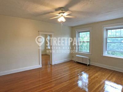 Foto del edificio - 2 bedroom in Brookline MA 02445