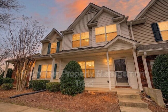 Building Photo - 94 Tannenbaum Cir