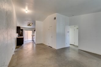 Building Photo - 1803 Discus Dr