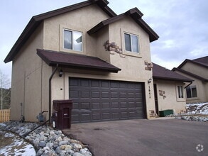 Building Photo - 1642 Columbine Village Dr