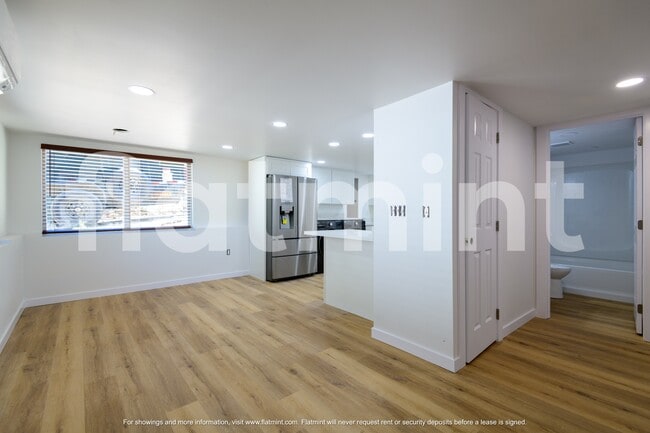 Building Photo - 4646 S Willow St
