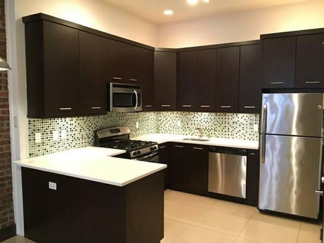 Foto principal - 2571 22nd St