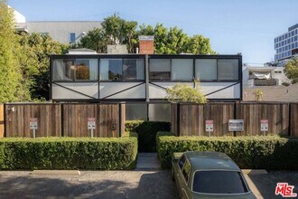 Building Photo - 1570 La Baig Ave